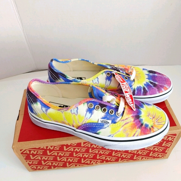 Vans Shoes - NEW Vans Authentic low top sneaker tie-dye Size 8